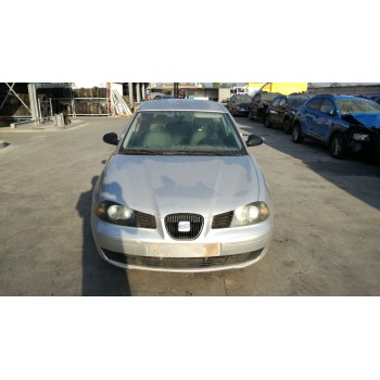 seat ibiza (6l1) del año 2003
