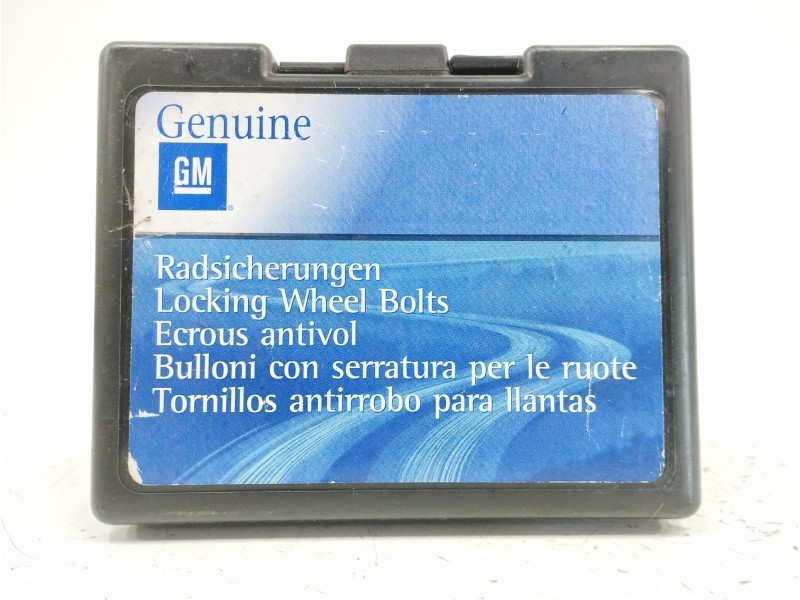 Recambio de juego tornillos de rueda para opel mokka 1.6 cdti dpf referencia OEM IAM 13331034 DE SEGURIDAD Recambio de juego tornillos de rueda para opel mokka 1.6 cdti dpf referencia OEM IAM 13331034 DE SEGURIDAD