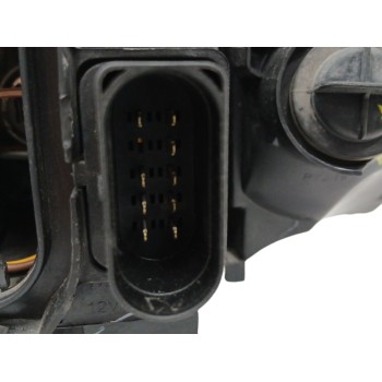 Recambio de faro derecho para audi a3 (8p) 1.6 referencia OEM IAM  PARA PULIR 