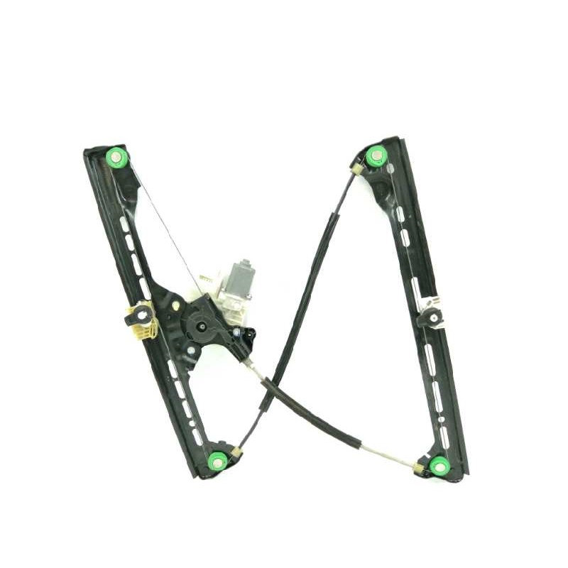 ELEVALUNAS DELANTERO DERECHO