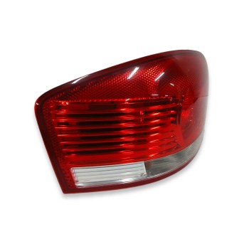 Recambio de piloto trasero izquierdo para audi a3 (8p) 1.6 referencia OEM IAM 8P0945095  