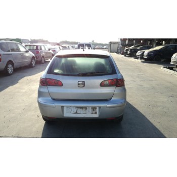 seat ibiza (6l1) del año 2003