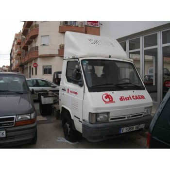 nissan trade 100 del año 1996