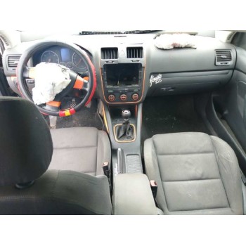 volkswagen golf v berlina (1k1) del año 2006