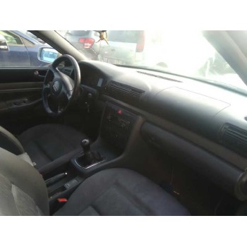 audi a4 berlina (b5) del año 2000