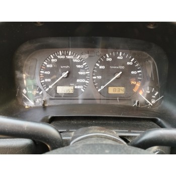 volkswagen polo berlina (6n1) del año 1997