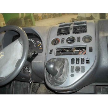 mercedes-benz vito (w638) caja cerrada del año 1999