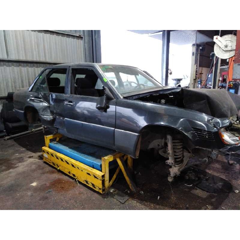 MERCEDES-BENZ CLASE E (W124) BERLINA