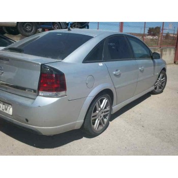 opel vectra c berlina del año 2005