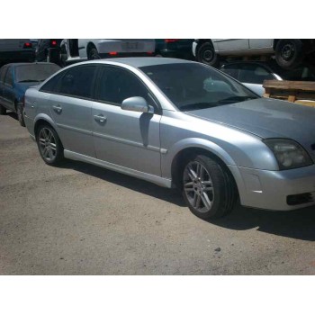 opel vectra c berlina del año 2005