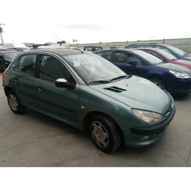 PEUGEOT 206 BERLINA