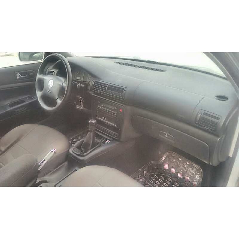 VOLKSWAGEN PASSAT B5 (3B2) 1999