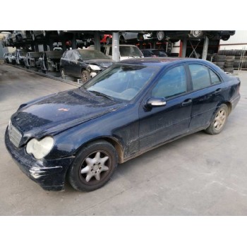 mercedes-benz clase c (w203) del año 2001