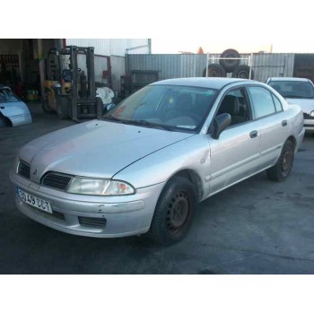 mitsubishi carisma berlina 5 (da0) del año 2002