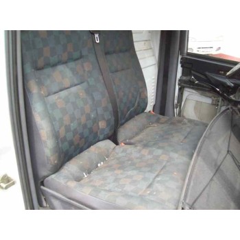 mercedes-benz vito (w638) caja cerrada del año 1999