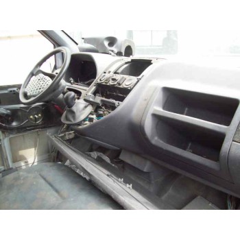 mercedes-benz vito (w638) caja cerrada del año 1999