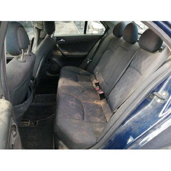 mercedes-benz clase c (w203) del año 2001