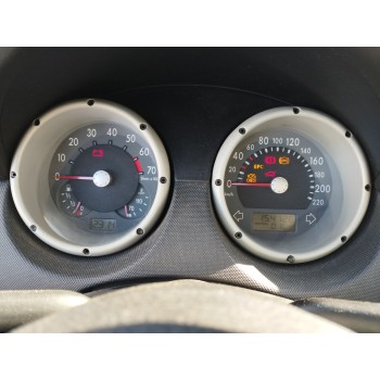 volkswagen polo berlina (6n2) del año 2000