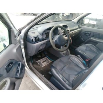 renault clio ii fase i (b/cbo) del año 2000