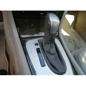 mercedes-benz clase e (w211) berlina del año 2004