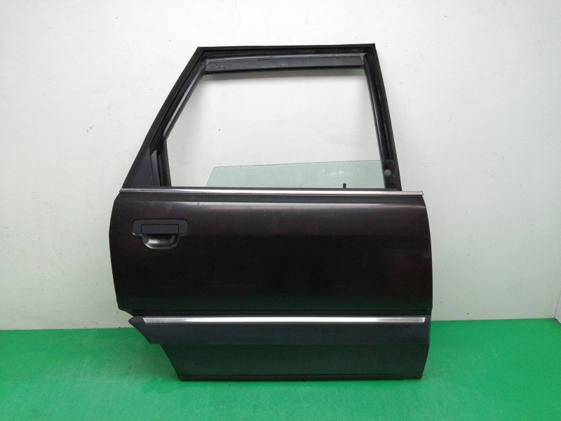 Recambio de puerta trasera derecha para audi 200 (447) quattro avant referencia OEM IAM Recambio de puerta trasera derecha para audi 200 (447) quattro avant referencia OEM IAM