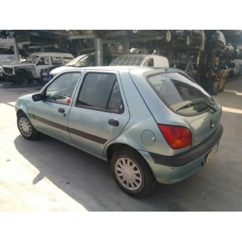 ford fiesta berlina (dx) del año 2000