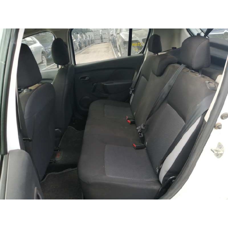 DACIA SANDERO II (B8_) 2014