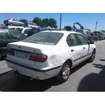 nissan primera berlina (p11) del año 1999