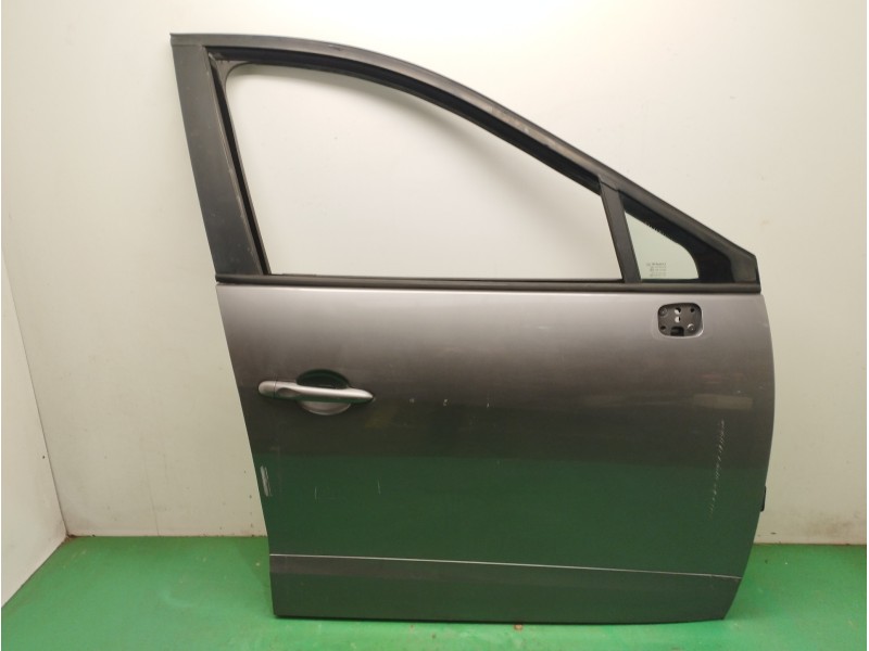 Recambio de puerta delantera derecha para renault scenic iii 1.5 dci diesel fap referencia OEM IAM  OBSERVAR FOTOS 