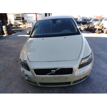 volvo s40 berlina del año 2006