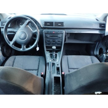 audi a4 berlina (8e) del año 2004