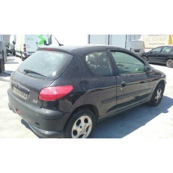 peugeot 206 berlina del año 2002