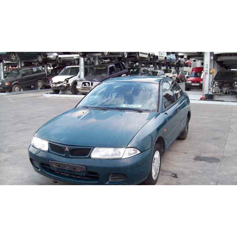 mitsubishi carisma berlina 4 (da0) del año 1998