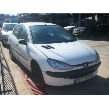 peugeot 206 berlina del año 2002