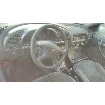 citroën xsara berlina del año 2000