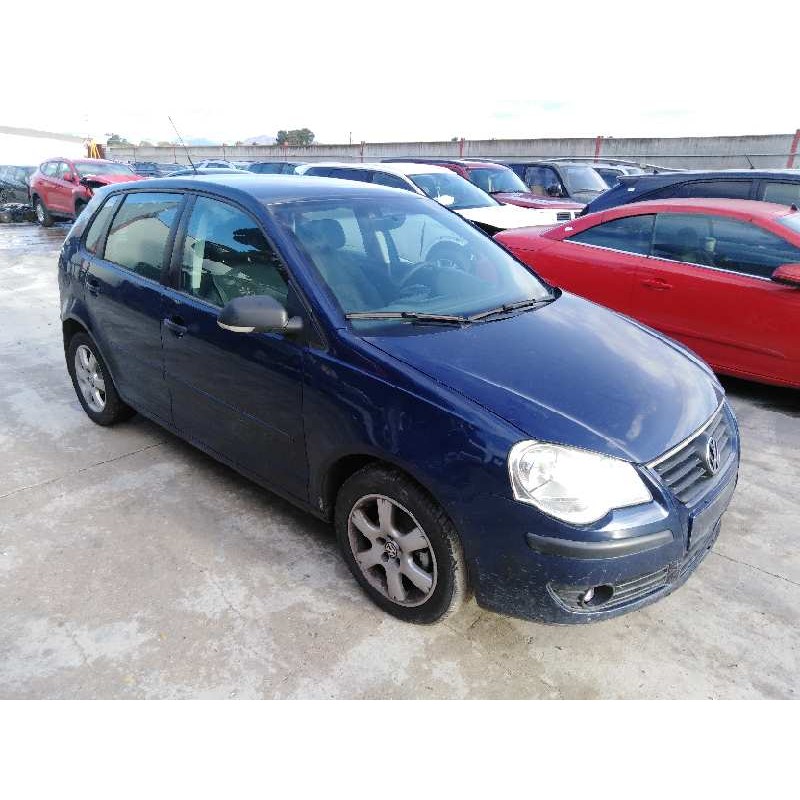 VOLKSWAGEN POLO (9N3)