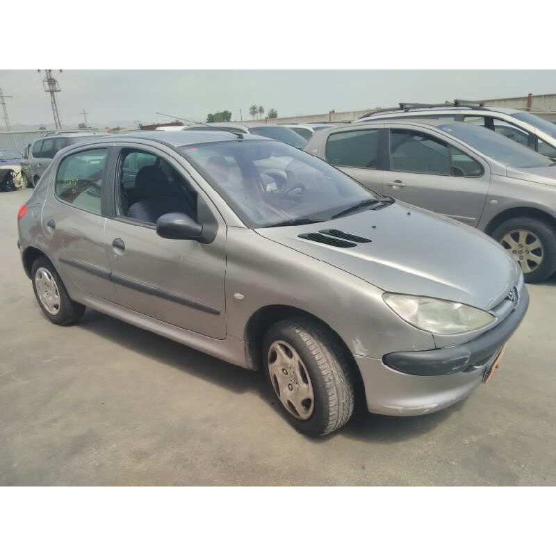 PEUGEOT 206 BERLINA