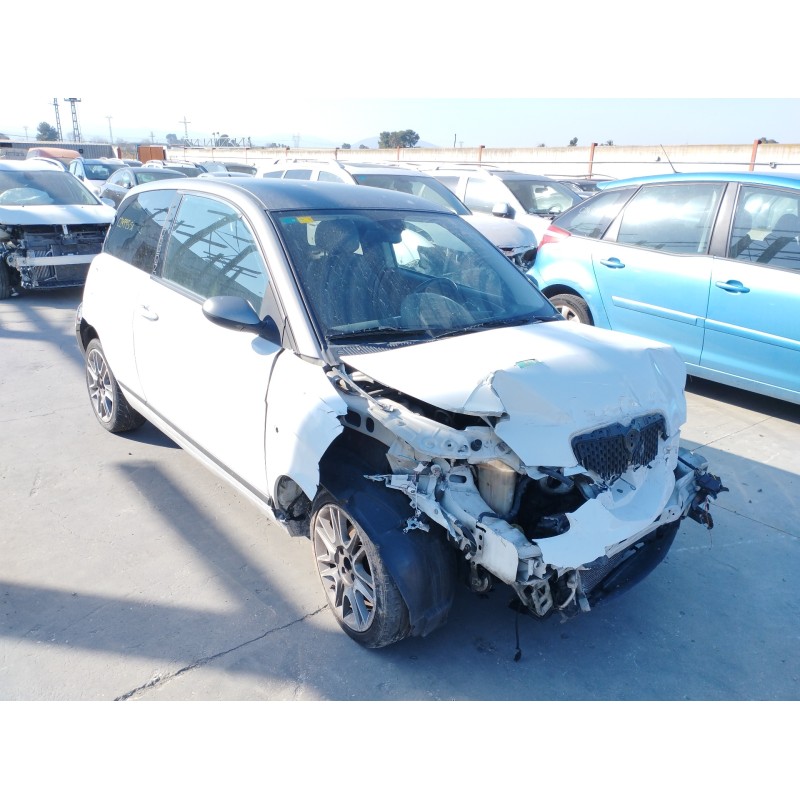 LANCIA YPSILON (843_)