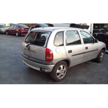 opel corsa b del año 2000