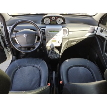 lancia ypsilon (101) del año 2007