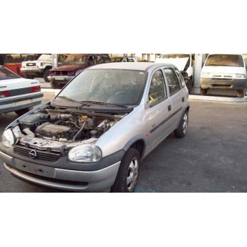 opel corsa b del año 2000