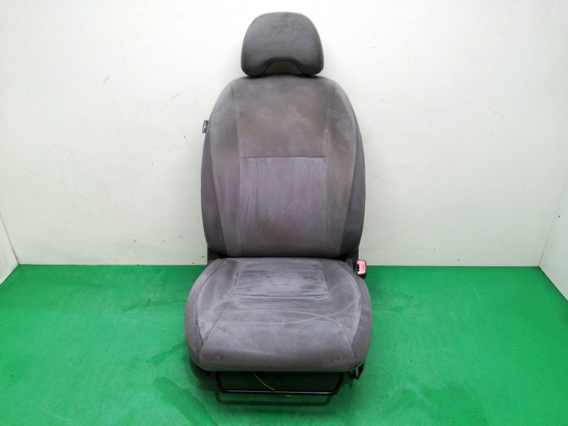Recambio de asiento delantero derecho para toyota prius (nhw20) 1.5 cat referencia OEM IAM Recambio de asiento delantero derecho para toyota prius (nhw20) 1.5 cat referencia OEM IAM