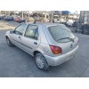 ford fiesta berlina del año 1999
