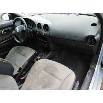 seat ibiza (6l1) del año 2003