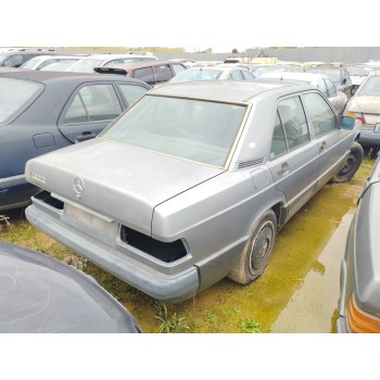 mercedes-benz clase c (w201) berlina del año 1991