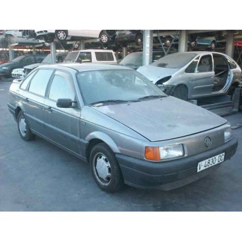 volkswagen passat berlina (312) del año 1988