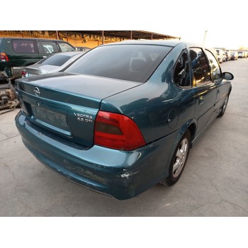 opel vectra b (j96) del año 2001