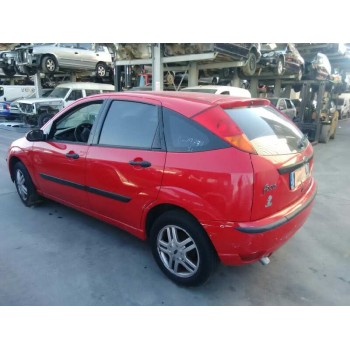 ford focus berlina (cak) del año 2003