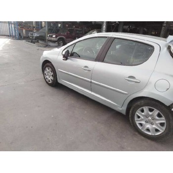 peugeot 207 del año 2012