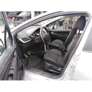 peugeot 207 del año 2012